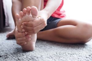 How Arthritis Can Make Walking Difficult for Middle and Older Aged Adults